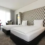 Hotel Arcotel John F