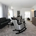 Hotel Arcotel John F 4*