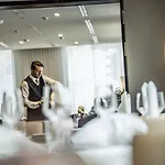 Hotel Arcotel John F