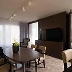 Arcotel John F 4*