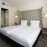 Arcotel John F 酒店 柏林