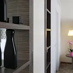 Arcotel John F 4*