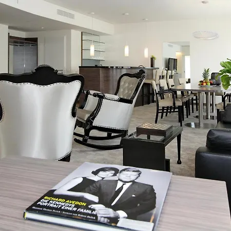 Hotel Arcotel John F - Am Gendarmenmarkt 4*