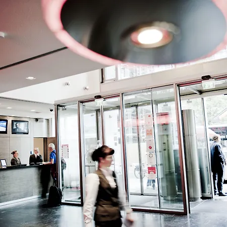 Hotel Arcotel John F 4*