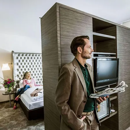 Arcotel John F - Am Gendarmenmarkt 4*
