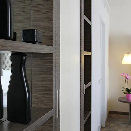 Arcotel John F - Am Gendarmenmarkt 4*