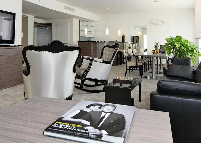 Hotell Arcotel John F 4*