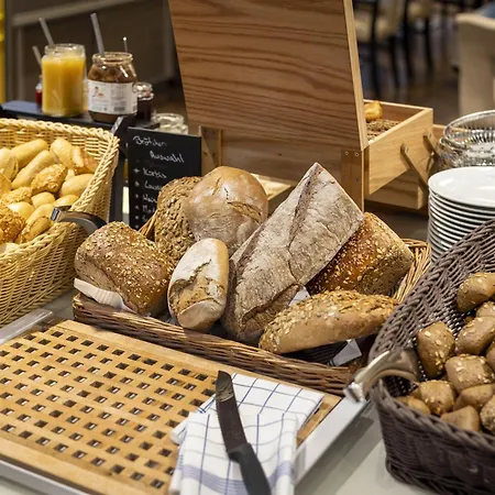 Arcotel John F 4* ベルリン