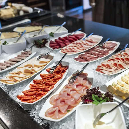 Arcotel John F ホテル 4*